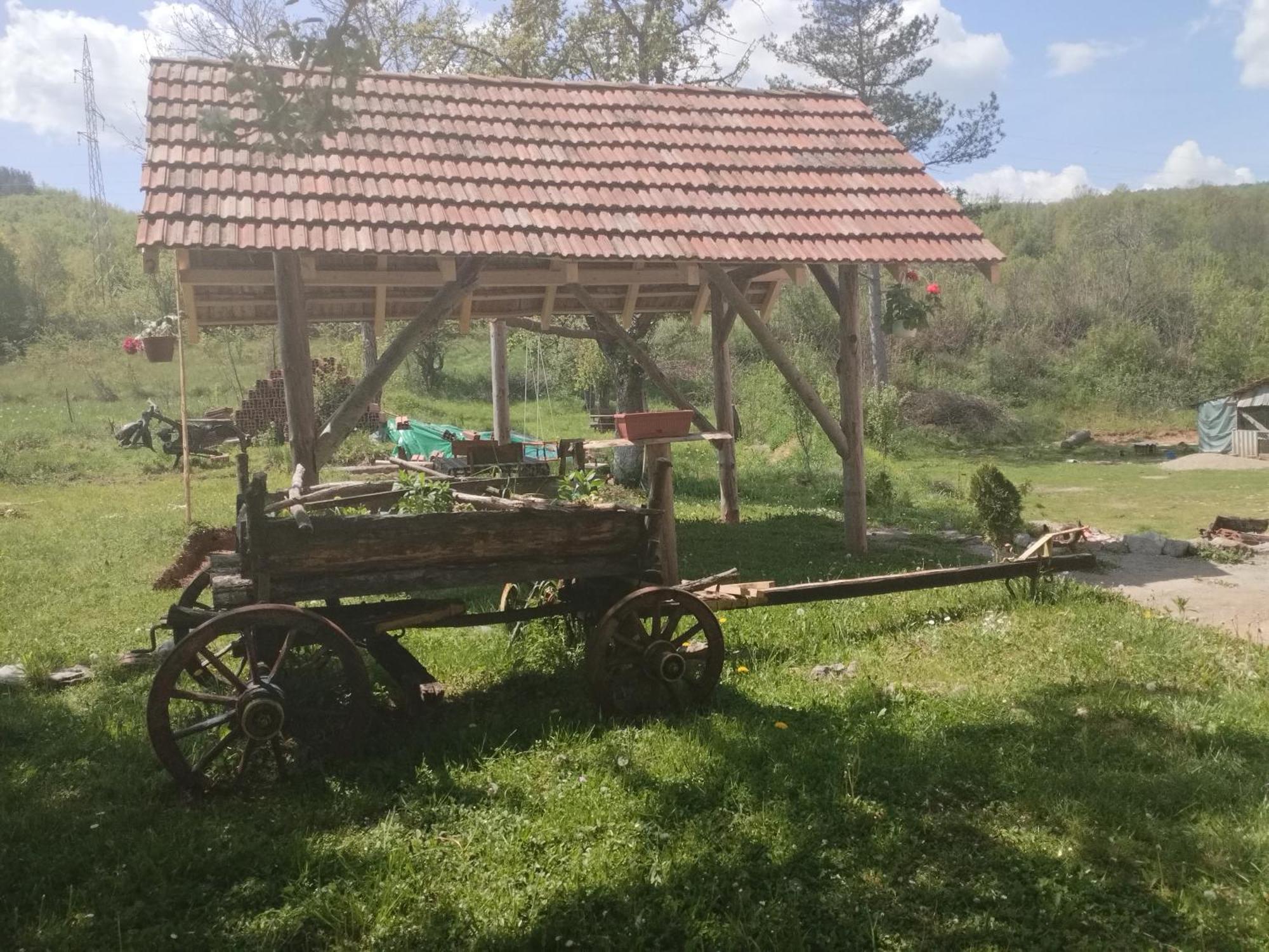 Hotel Etno Konak Angela Kalna Esterno foto